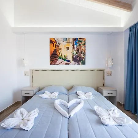 Отель Angela & Apts 3*