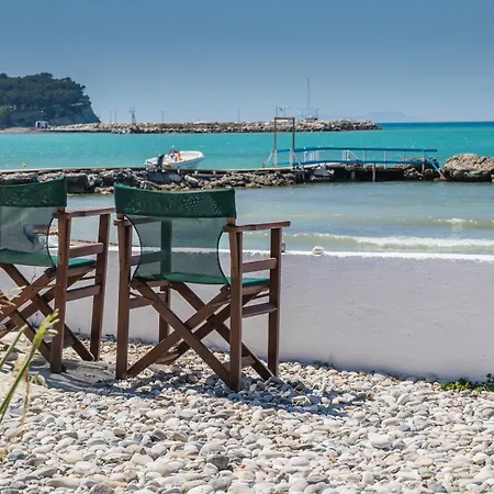 Angela & Apts Ξενοδοχείο 3*