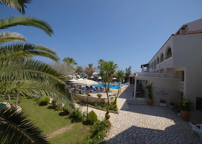 Angela & Apts Hotel 3*