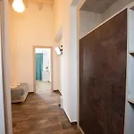 Angela & Apts 3*