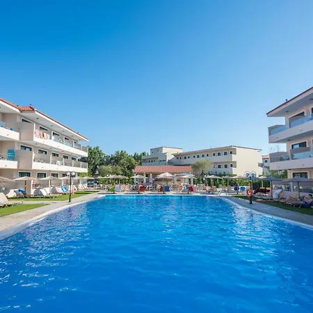 Angela & Apts Hotel 3*